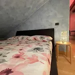 Attic Apartman *